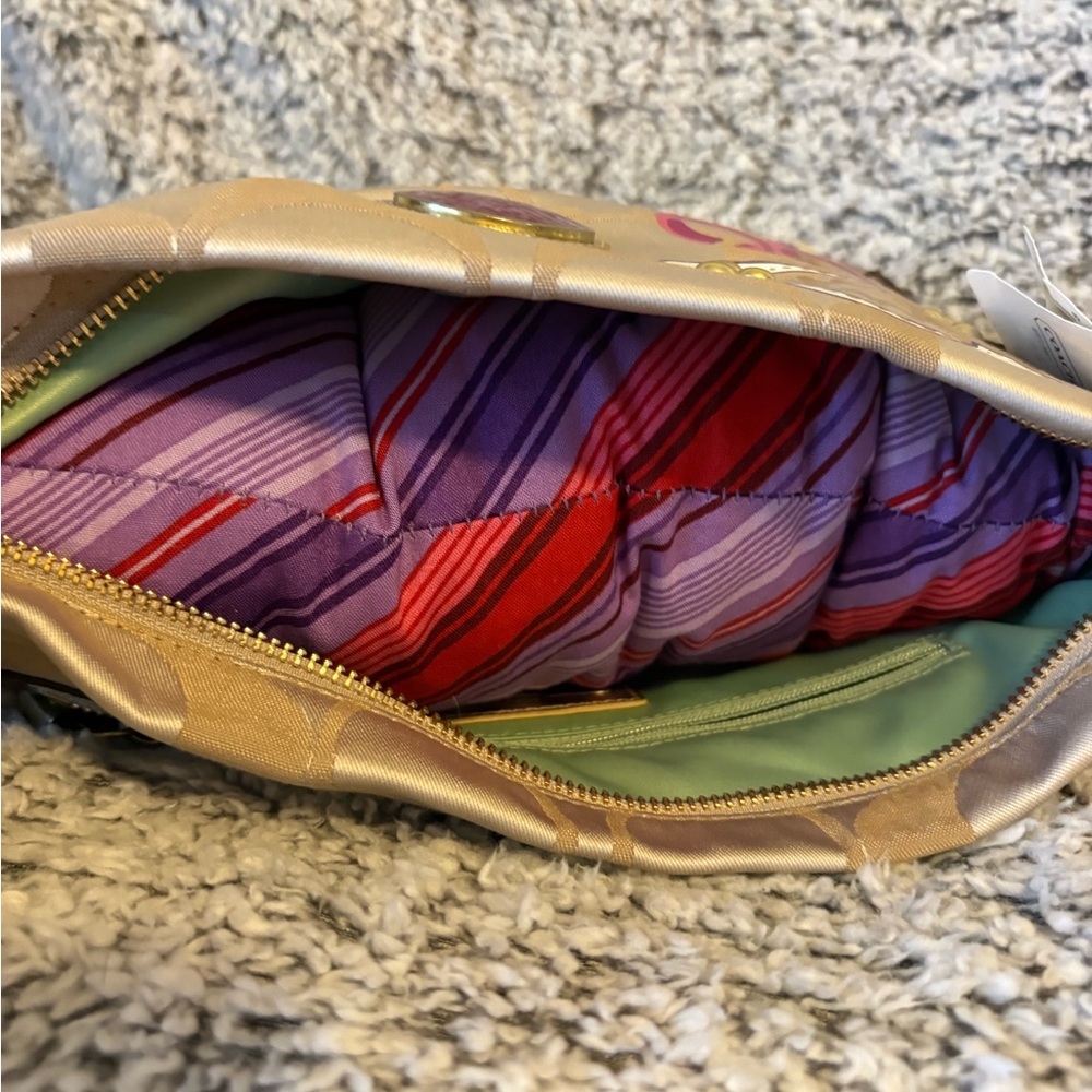 Coach Poppy Crossbody - Picture 6 of 8